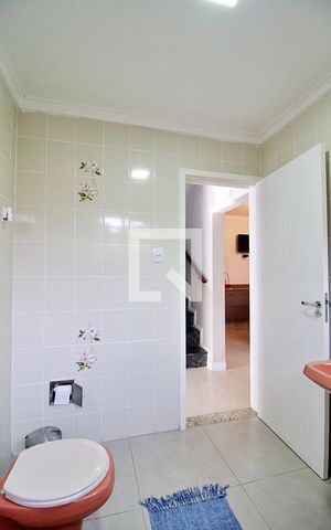Casa à venda com 255m², 3 quartos e 2 vagasBanheiro 2
