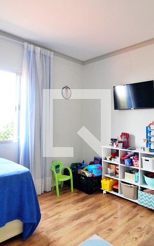 Casa à venda com 255m², 3 quartos e 2 vagasQuarto 2