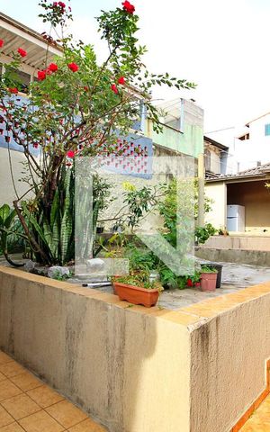 Casa à venda com 255m², 3 quartos e 2 vagasQuintal / Churrasqueira
