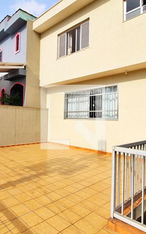 Casa à venda com 255m², 3 quartos e 2 vagasSacada