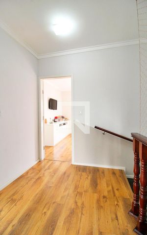Casa à venda com 255m², 3 quartos e 2 vagasCorredor
