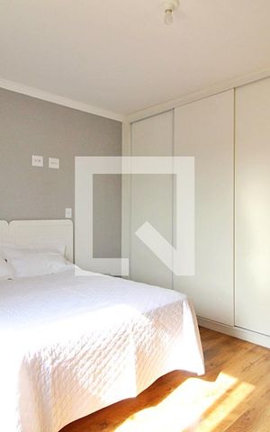 Casa à venda com 255m², 3 quartos e 2 vagasQuarto Suíte