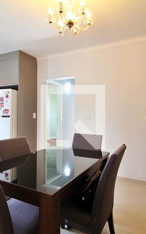 Casa à venda com 255m², 3 quartos e 2 vagasCozinha 