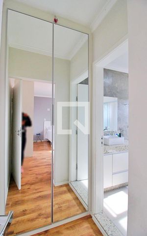 Casa à venda com 255m², 3 quartos e 2 vagasQuarto Suíte