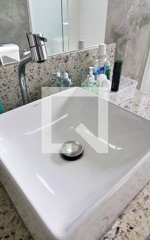 Casa à venda com 255m², 3 quartos e 2 vagasBanheiro da Suíte