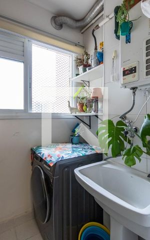 Apartamento à venda com 79m², 2 quartos e 1 vaga Apartamento à venda com 79m², 2 quartos e 1 vagaÁrea de Serviço