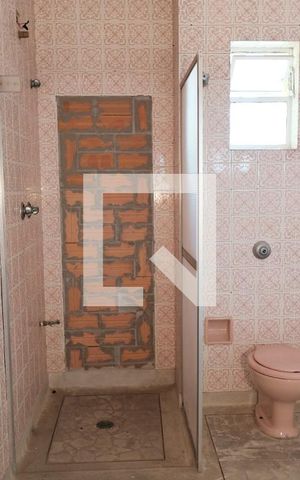 Casa à venda com 280m², 7 quartos e 2 vagasBanheiro da Suíte