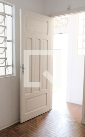 Casa à venda com 280m², 7 quartos e 2 vagasQuarto de Serviço