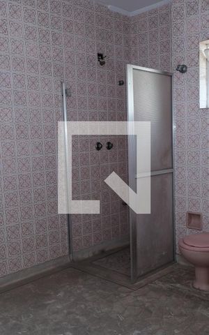 Casa à venda com 280m², 7 quartos e 2 vagasBanheiro da Suíte
