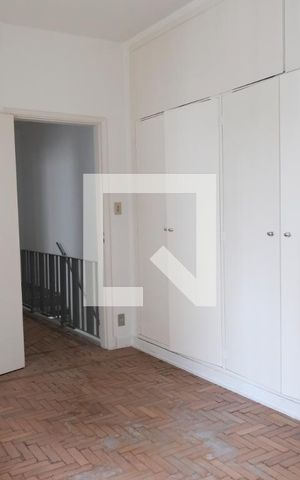 Casa à venda com 280m², 7 quartos e 2 vagasSuíte