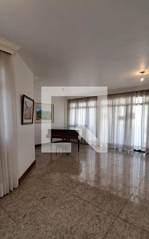 Apartamento à venda com 180m², 4 quartos e 4 vagasSala