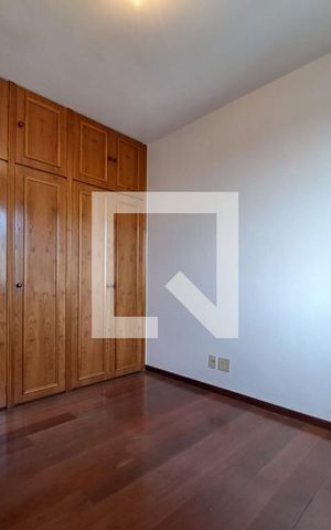 Apartamento à venda com 180m², 4 quartos e 4 vagasQuarto 2