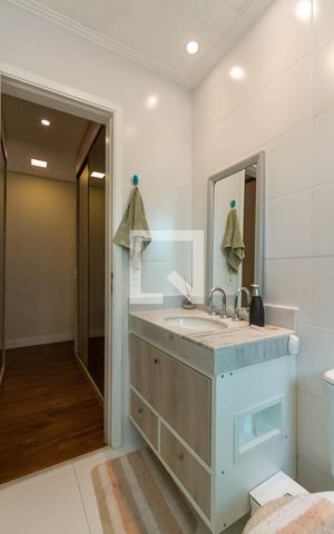 Apartamento à venda com 94m², 3 quartos e 2 vagas Apartamento à venda com 94m², 3 quartos e 2 vagasBanheiro da Suíte