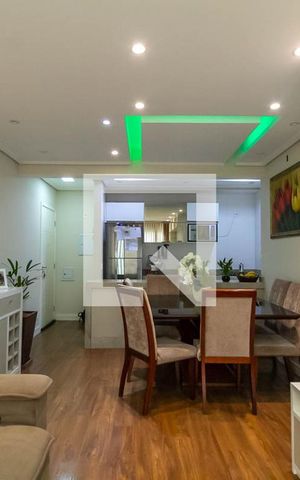 Apartamento à venda com 94m², 3 quartos e 2 vagas Apartamento à venda com 94m², 3 quartos e 2 vagasSala
