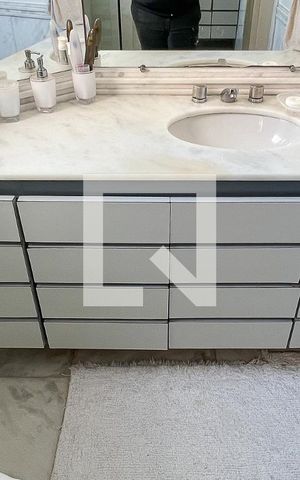 Apartamento à venda com 180m², 3 quartos e 3 vagasBanheiro do Quarto 3
