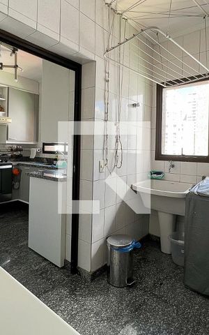 Apartamento à venda com 180m², 3 quartos e 3 vagasÁrea de Serviço