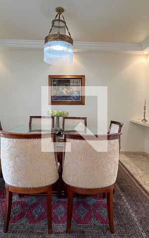 Apartamento à venda com 180m², 3 quartos e 3 vagasSala
