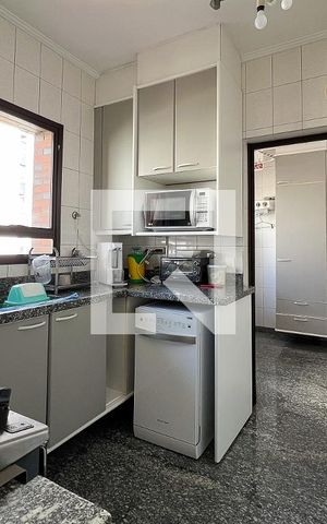 Apartamento à venda com 180m², 3 quartos e 3 vagasCozinha