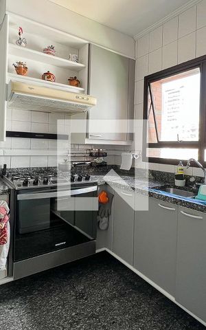 Apartamento à venda com 180m², 3 quartos e 3 vagasCozinha