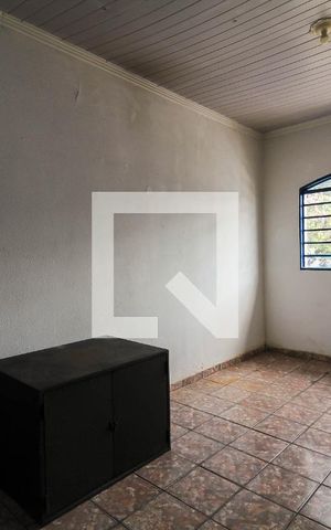 Casa para alugar com 42m², 1 quarto e sem vaga Casa para alugar com 42m², 1 quarto e sem vagaQuarto