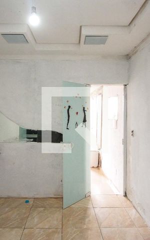 Casa para alugar com 60m², 2 quartos e sem vaga Casa para alugar com 60m², 2 quartos e sem vagaQuarto