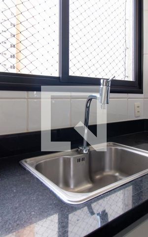 Apartamento à venda com 171m², 3 quartos e 4 vagas Apartamento à venda com 171m², 3 quartos e 4 vagasCozinha
