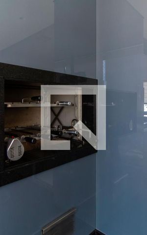Apartamento à venda com 171m², 3 quartos e 4 vagas Apartamento à venda com 171m², 3 quartos e 4 vagasVaranda Gourmet