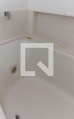 Apartamento à venda com 171m², 3 quartos e 4 vagas Apartamento à venda com 171m², 3 quartos e 4 vagasBanheiro da Suíte 03