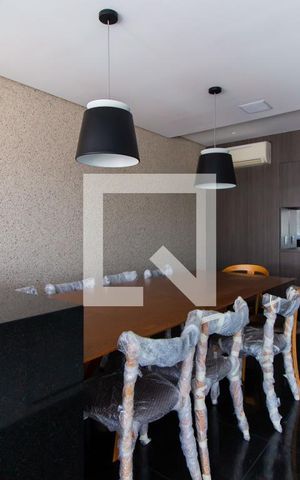 Apartamento à venda com 171m², 3 quartos e 4 vagas Apartamento à venda com 171m², 3 quartos e 4 vagasSala de Jantar