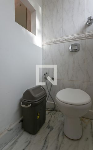 Casa à venda com 900m², 8 quartos e 4 vagasLavabo
