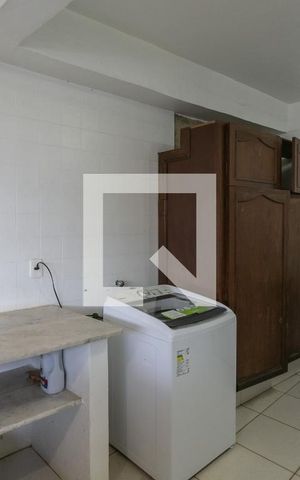 Casa à venda com 900m², 8 quartos e 4 vagasÁrea de Serviço
