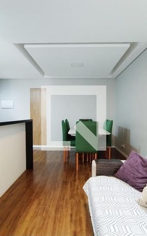 Apartamento à venda com 59m², 2 quartos e 1 vaga Apartamento à venda com 59m², 2 quartos e 1 vagaSala