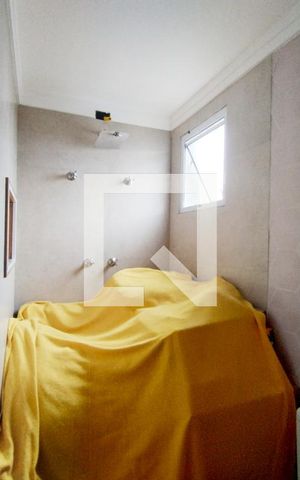 Apartamento à venda com 59m², 2 quartos e 1 vaga Apartamento à venda com 59m², 2 quartos e 1 vagaBanheiro da Suíte