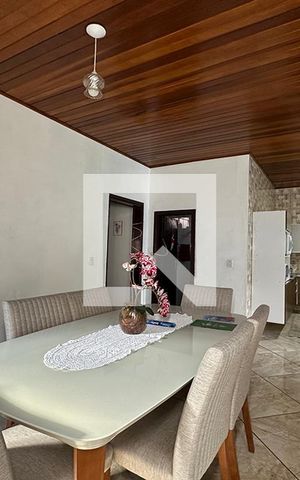Casa à venda com 115m², 4 quartos e 1 vagaLareira