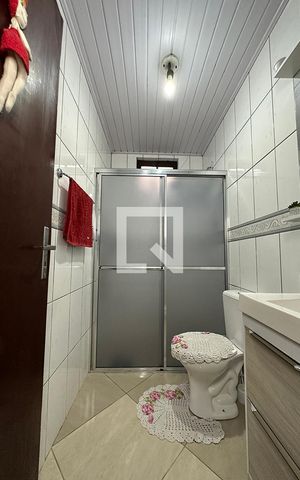 Casa à venda com 115m², 4 quartos e 1 vagaBanheiro