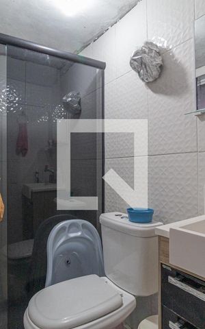 Casa à venda com 213m², 4 quartos e 1 vagaBanheiro