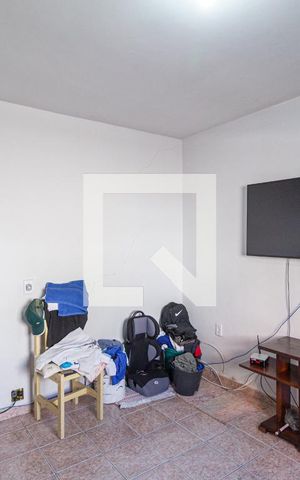 Casa à venda com 213m², 4 quartos e 1 vagaSala