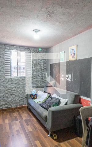 Casa à venda com 213m², 4 quartos e 1 vagaSala