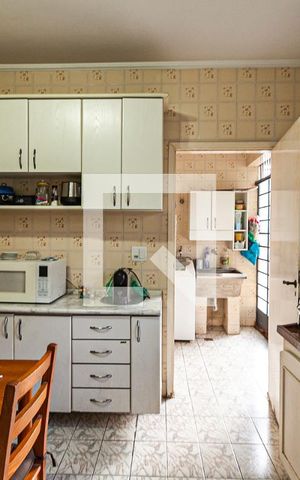 Casa à venda com 280m², 5 quartos e 1 vaga Casa à venda com 280m², 5 quartos e 1 vagaCasa 2 - cozinha