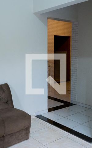 Casa à venda com 280m², 3 quartos e 2 vagas Casa à venda com 280m², 3 quartos e 2 vagasSala