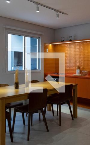 Apartamento para alugar com 34m², 2 quartos e sem vaga Apartamento para alugar com 34m², 2 quartos e sem vagaÁrea comum - Salão de festas