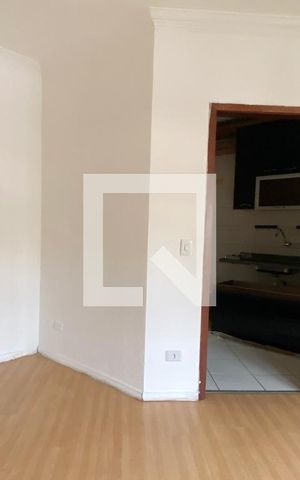 Casa de condomínio para alugar com 66m², 2 quartos e 2 vagasSala