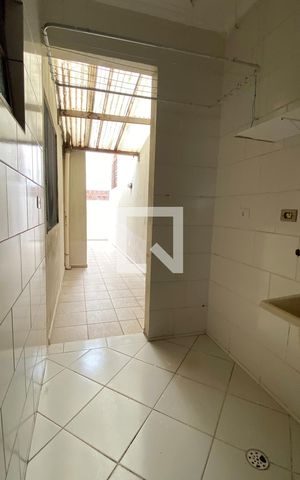 Casa de condomínio para alugar com 66m², 2 quartos e 2 vagasÁrea de Serviço