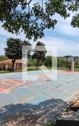 Apartamento à venda com 76m², 3 quartos e 2 vagas Apartamento à venda com 76m², 3 quartos e 2 vagasÁrea comum - Quadra Esportiva