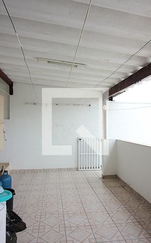 Casa à venda com 240m², 3 quartos e 2 vagasLavanderia