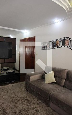 Casa à venda com 240m², 3 quartos e 2 vagasSala 