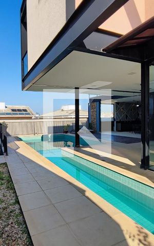 Casa de condomínio à venda com 520m², 4 quartos e 5 vagasPiscina