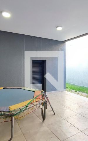 Casa de condomínio à venda com 520m², 4 quartos e 5 vagasQuintal