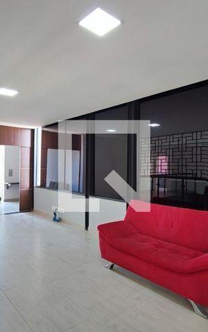 Casa de condomínio à venda com 520m², 4 quartos e 5 vagasSala de TV