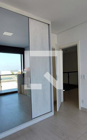 Casa de condomínio à venda com 520m², 4 quartos e 5 vagasQuarto Suíte 3